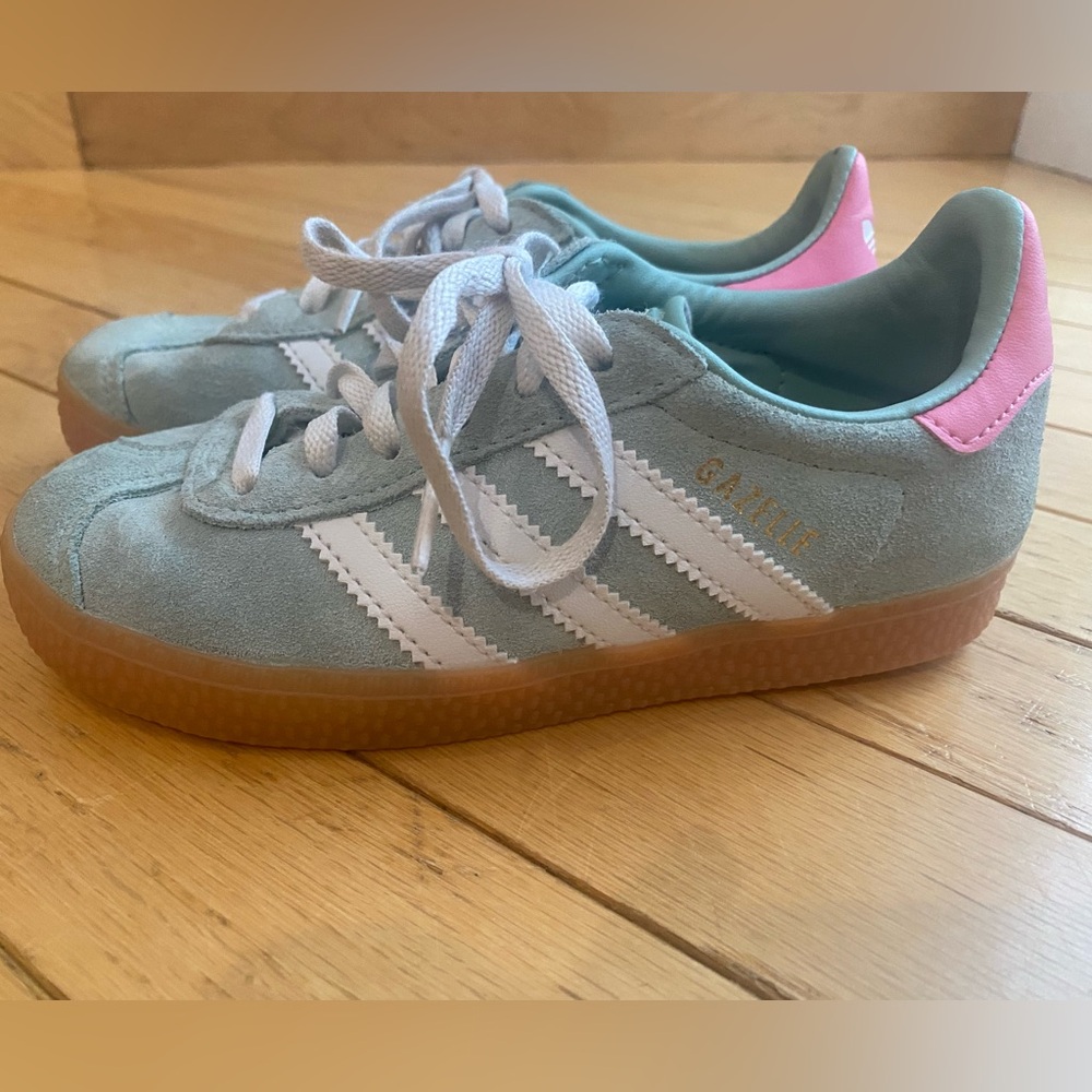 Adidas GAZELLE SHOES KIDS - size 12